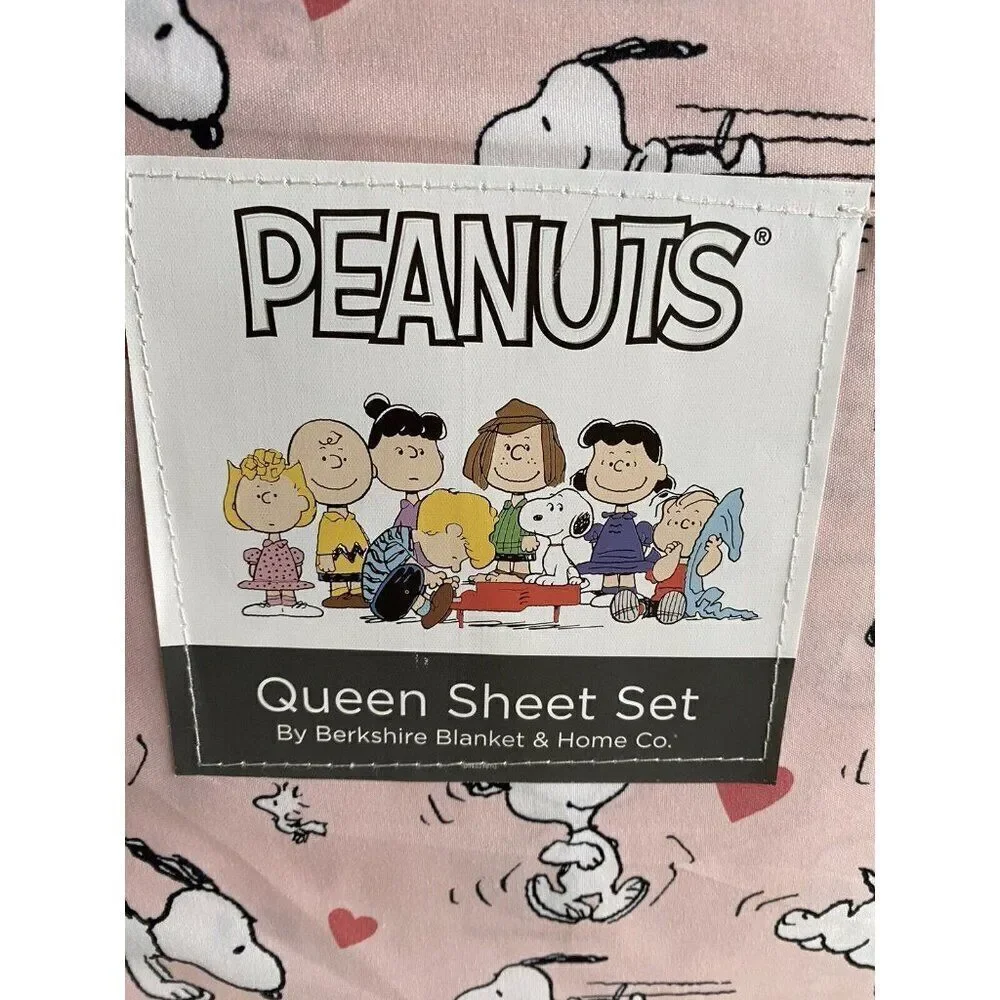 4 Pc Peanuts Snoopy Hearts Pink‎ Valentines Day QUEEN Size Sheet Set Soft NEW